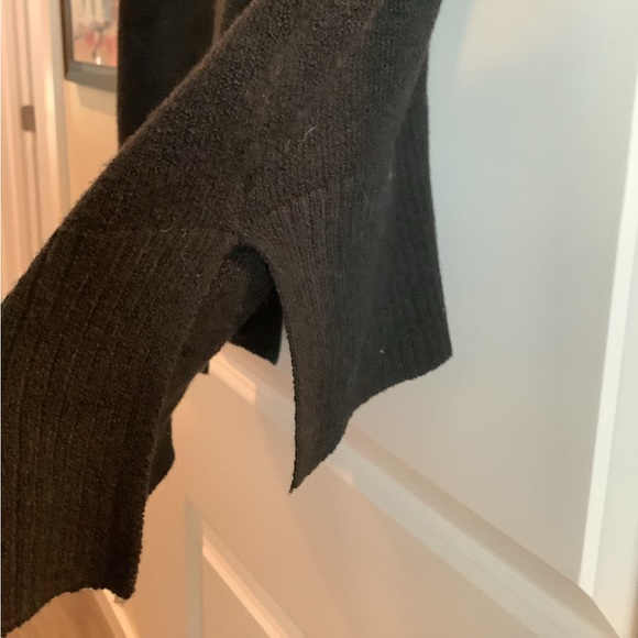 ❌SOLD❌a.n.a Womens V Neck Long Sleeve Pullover Sweater - Picture 6 of 6